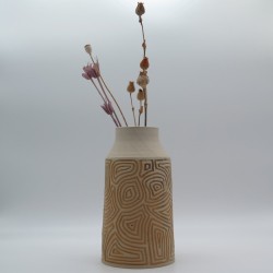 Vase gravé