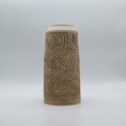 Vase gravé